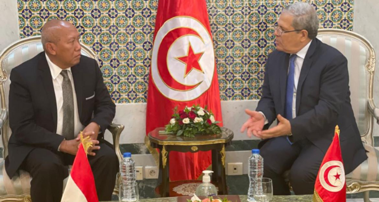وزير الخارجية يستقبل سفير الجمهورية الإندونيسية بتونس