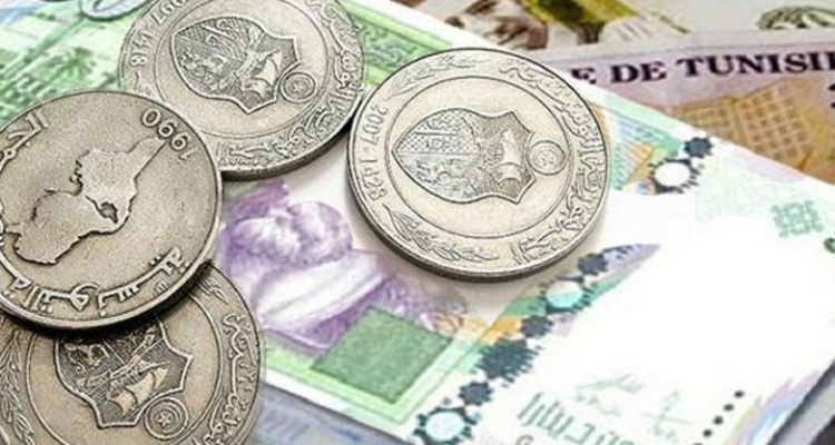 الدينار التونسي يسجل تراجعا إزاء الدولار