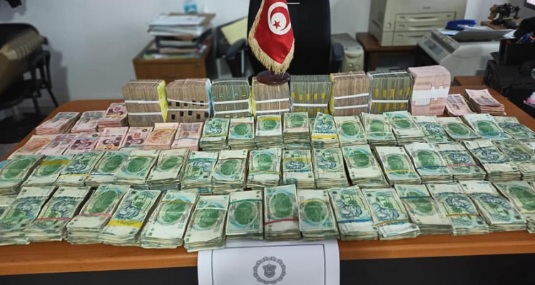 الديوانة