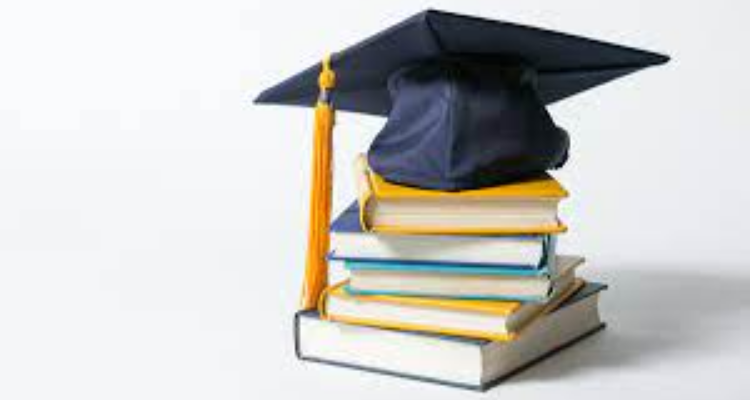 قطر:يهم أفراد الجالية التونسية الراغبين في الحصول على منح جامعية