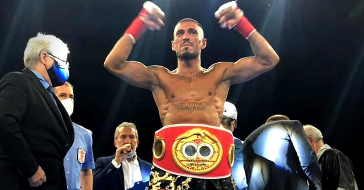 Italie: par KO, le boxeur tunisien Mohamed Khalladi hisse le drapeau Tunisien