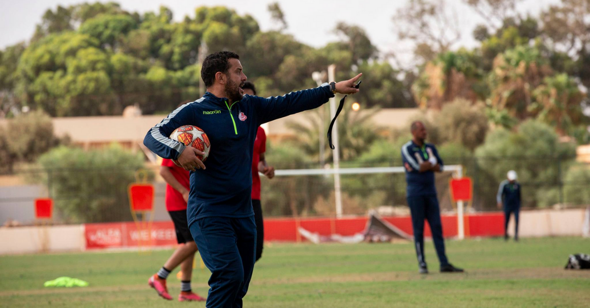 أهلي بنغازي الليبي يعين أنيس بوجلبان مدرباً مؤقتاً للفريق