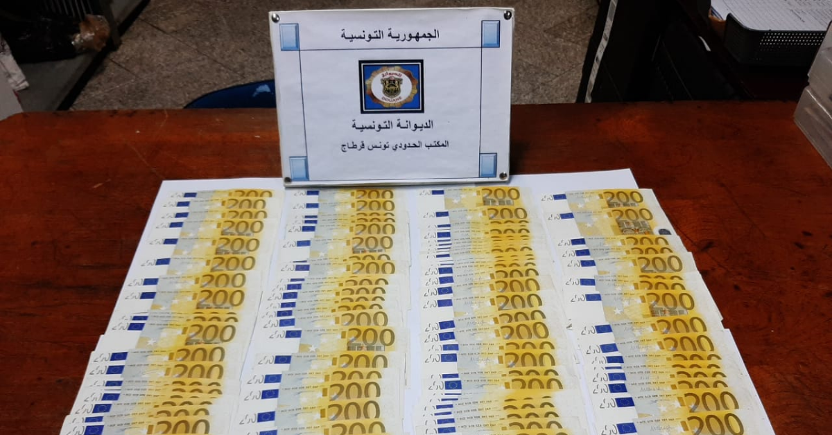 الديوانة تحبط محاولات تهريب ما يفوق ال980ألف دينار من العملة الأجنبية من مطار قرطاج