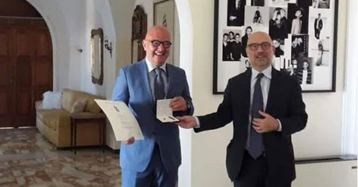 L’écrivain italo-tunisien Alfonso Campisi décoré par le président Mattarella