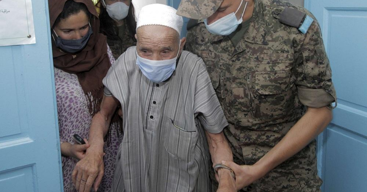 وزارة الدفاع: تلقيح 13 ألف مواطن بـ 4 ولايات في يوم واحد